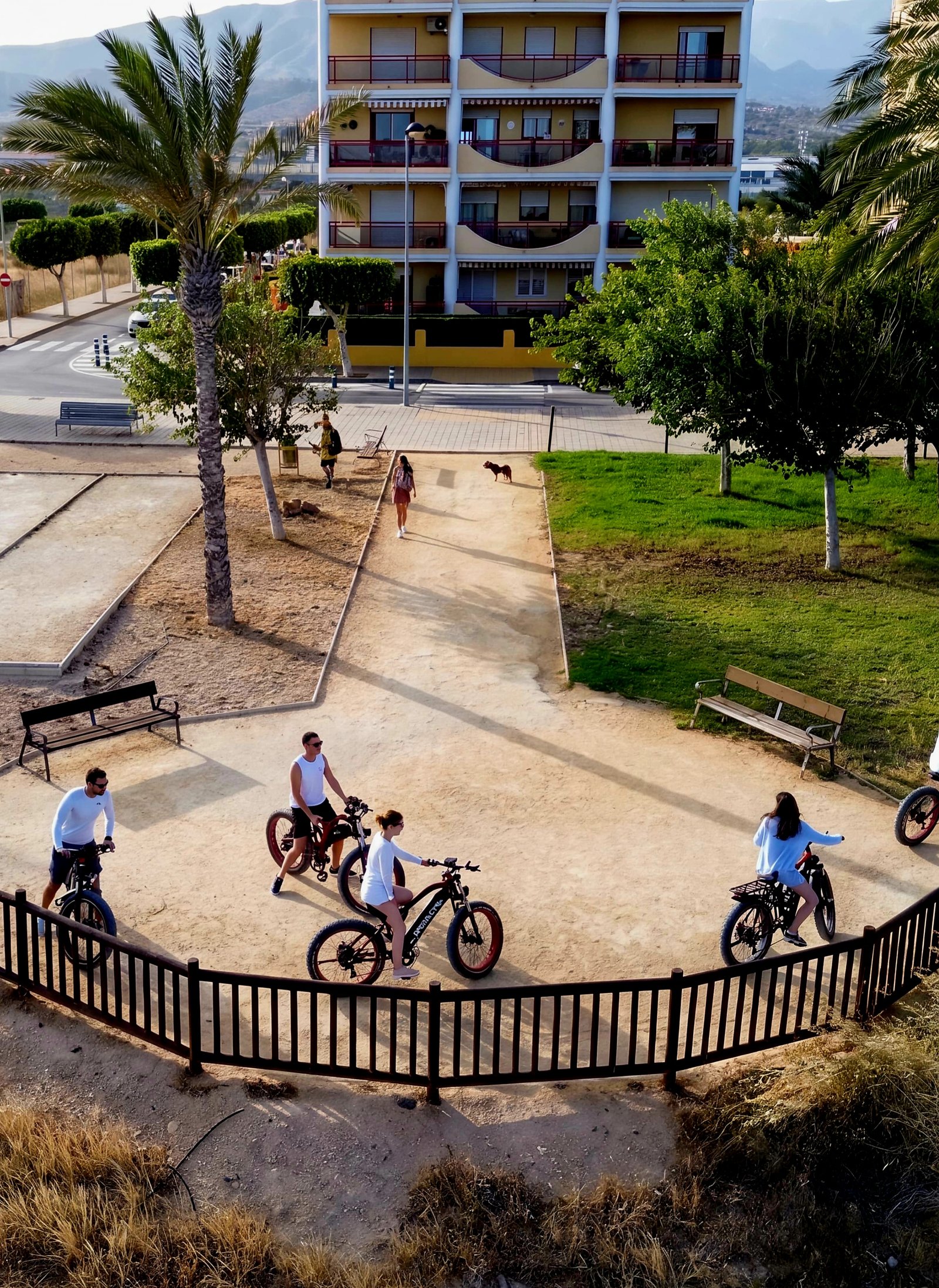 Tours E-Bike